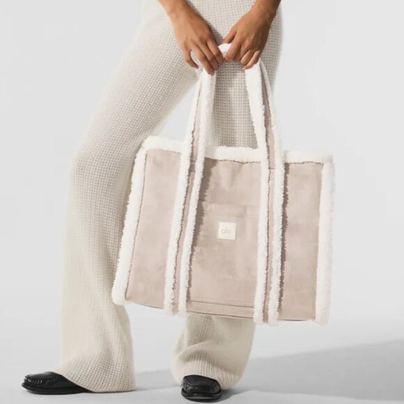 WINTERFUN TOTE BAG Oat/Ivory *NEW* w/tags RARE - Picture 2 of 9